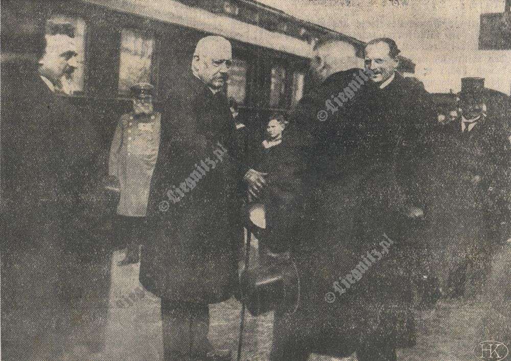 Powitanie Prezydenta Hindenburga na dworcu w Legnicy. Fot. Willy Wolf, Liegnitzer Tageblatt. 1928